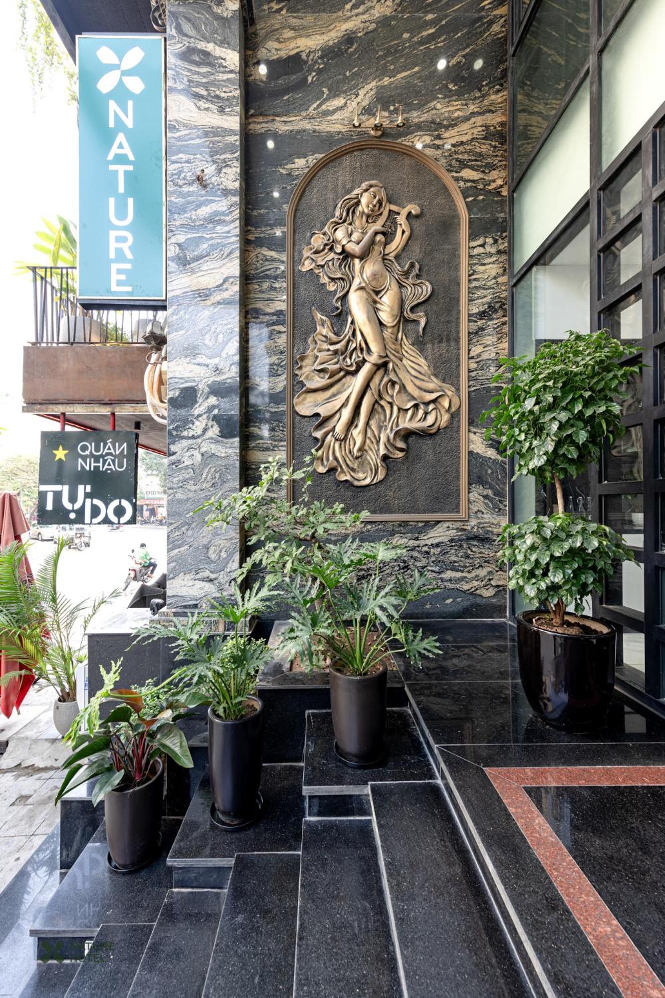 Nature Hotel Hanoi Exteriör bild